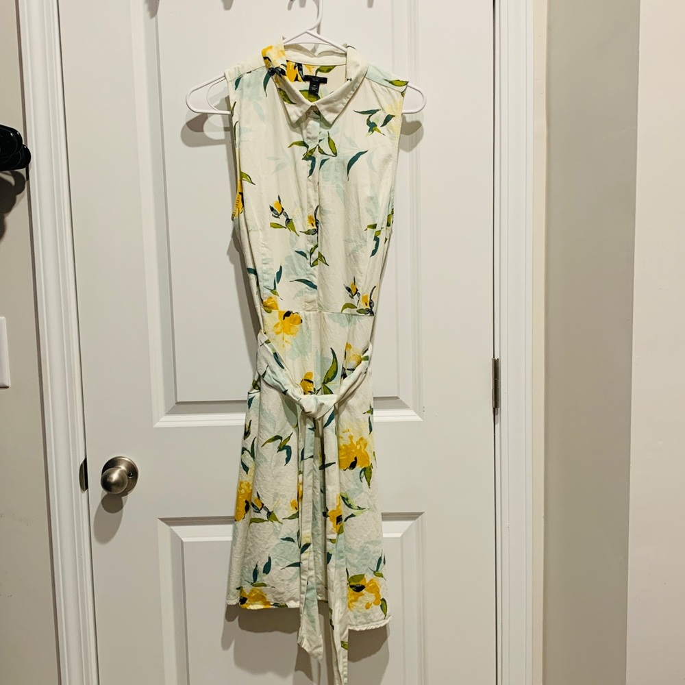 Ann Taylor tea length dress. Cotton with tie. Worn once
